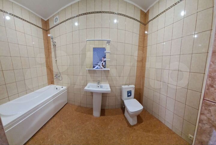 Таунхаус 185 м² на участке 2,4 сот.