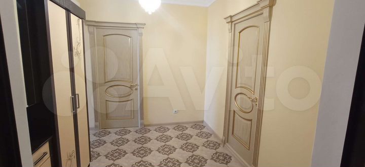 2-к. квартира, 69 м², 9/12 эт.