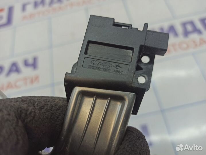 Переключатель скоростей подрулевой Hyundai i40 (VF