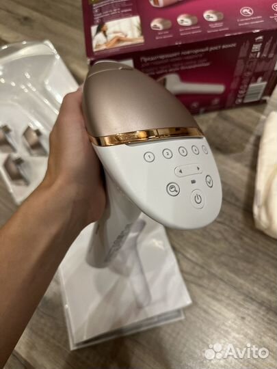 Фотоэпилятор Philips Lumea Prestige BRi956