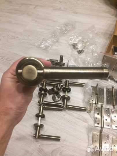 Продам дверные ручки Palladium