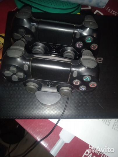 Продаю PS4 c Играми
