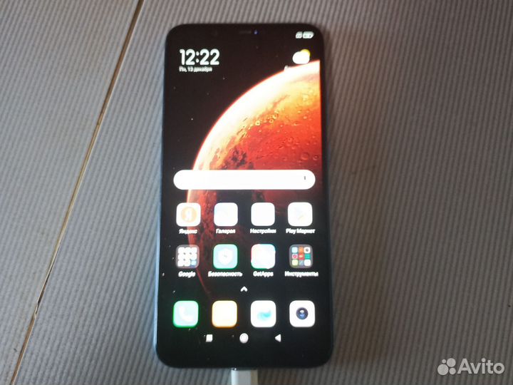 Xiaomi Mi 8, 6/64 ГБ