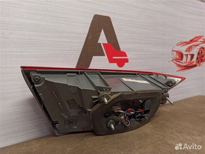 Фонарь правый Hyundai Elantra с 2015