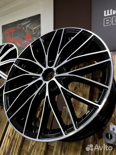 X'trike X-130 7,5\R18 5*114,3 ET50 d67,1 BK/FP