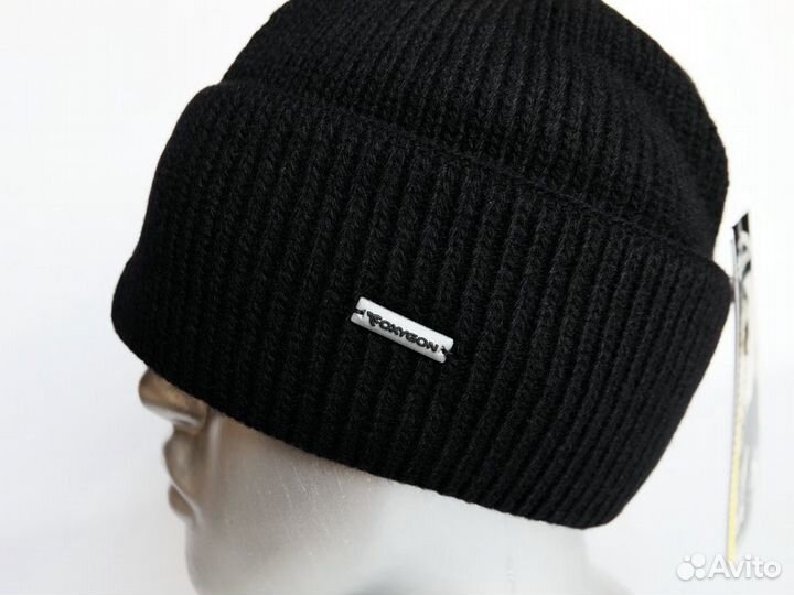 Шапка вязаная черная 