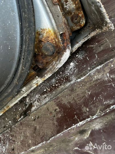 Дверь задняя правая Suzuki Grand Vitara 2.5 2000