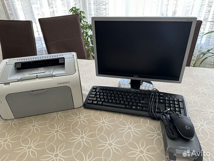 Монитор AOC, принтер HP laserJet P1102