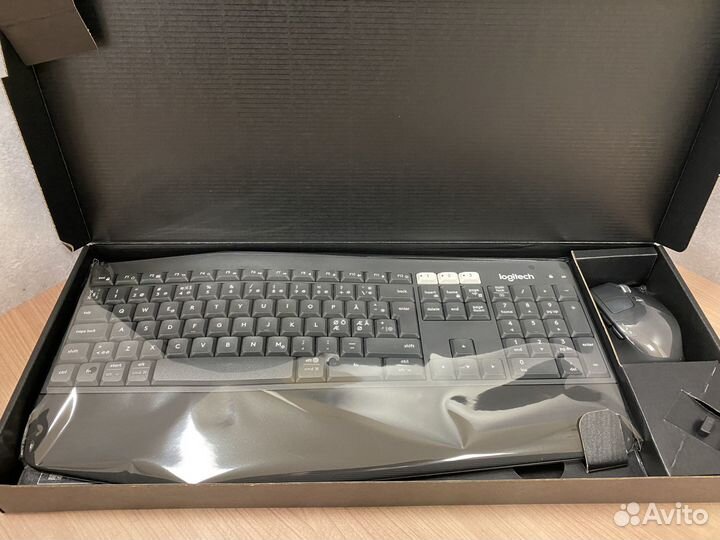 Комплект Logitech Combo MK850 920-008229-u1