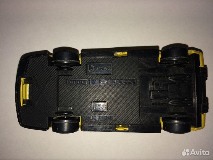 Ferrari Testarossa Bburago 1/43 (Made in Italy )