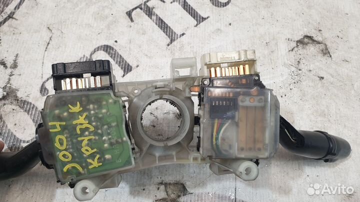 Переключатель под рулевой Toyota Land Cruiser 101