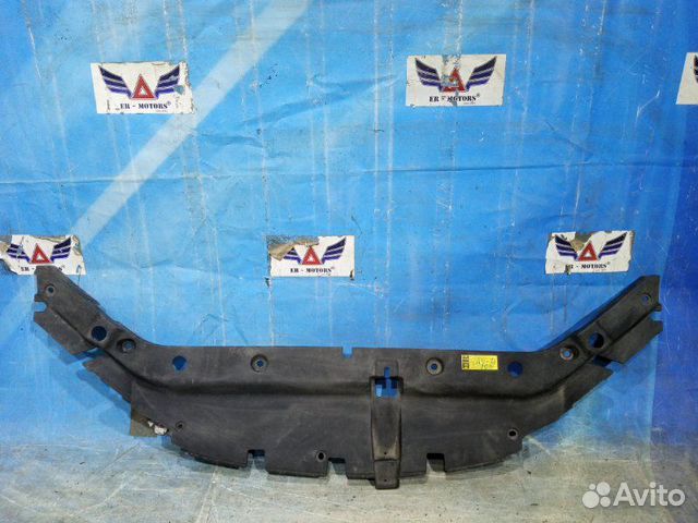 Дефлектор радиатора Toyota Rav4 -40 XA 40 2015