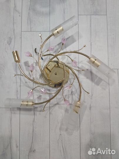 Люстра и плафоны