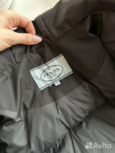 Парка демисезонная prada 42
