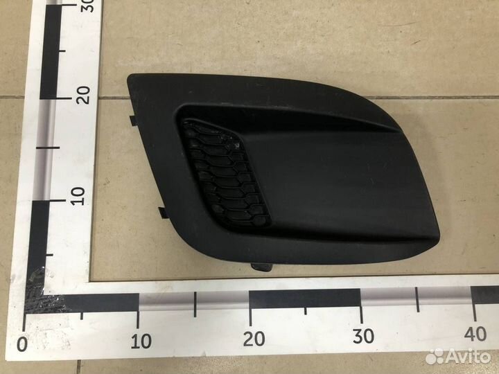 Решетка в бампер правая LADA Kalina 2013