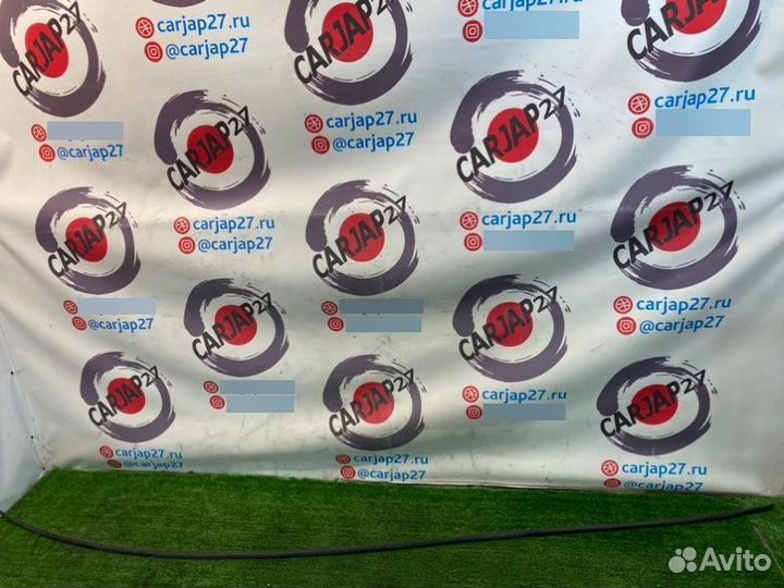 Молдинг крыши(5) правый Toyota Sienta NSP170