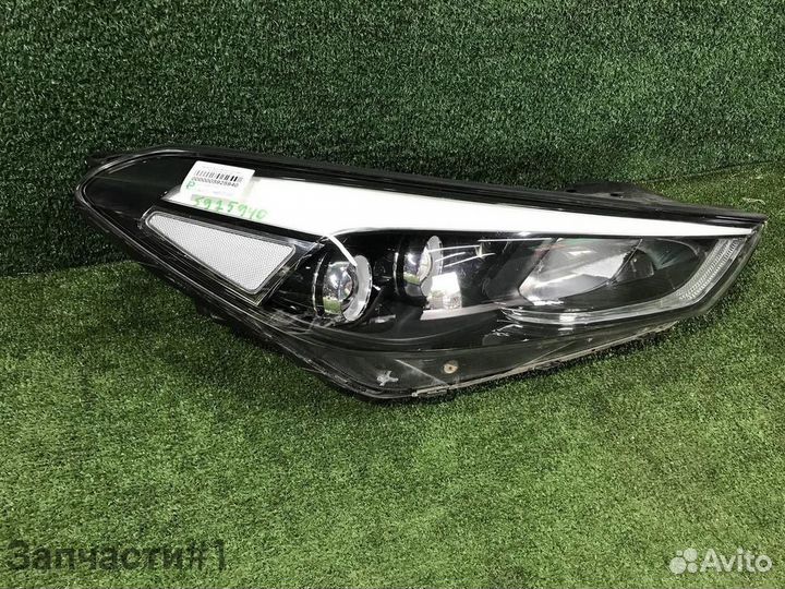 Фара правая Hyundai Tucson 3 (2015-2018) LED