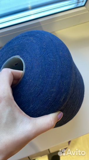 Нитки в бобинах