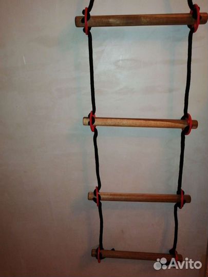 Качель и лестница