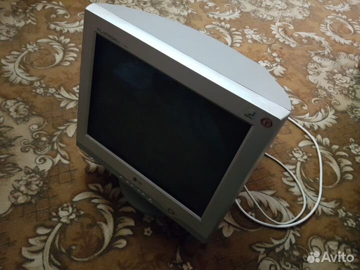 Монитор LG flatron ez T710PH
