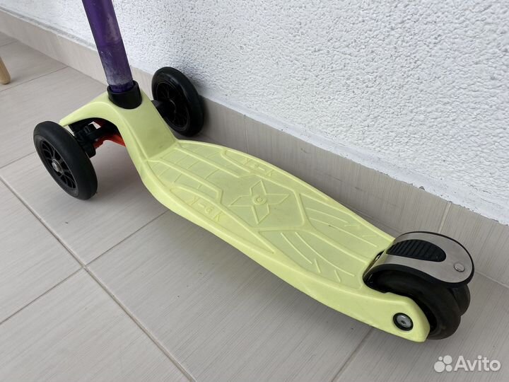 Самокат трехколесный Micro Maxi