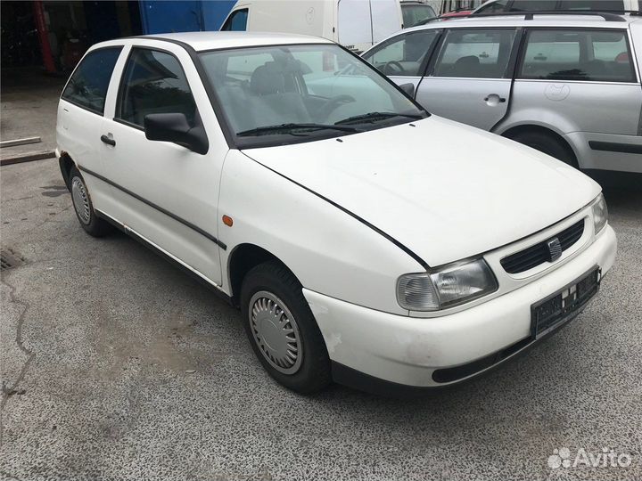 Разбор на запчасти Seat Ibiza 2 1993-1999