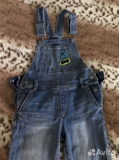 Джинсовый комбинезон