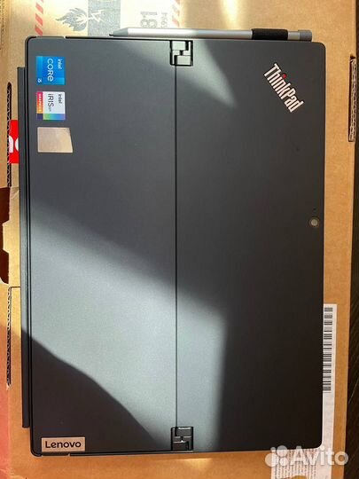 Lenovo ThinkPad X12 Detachable