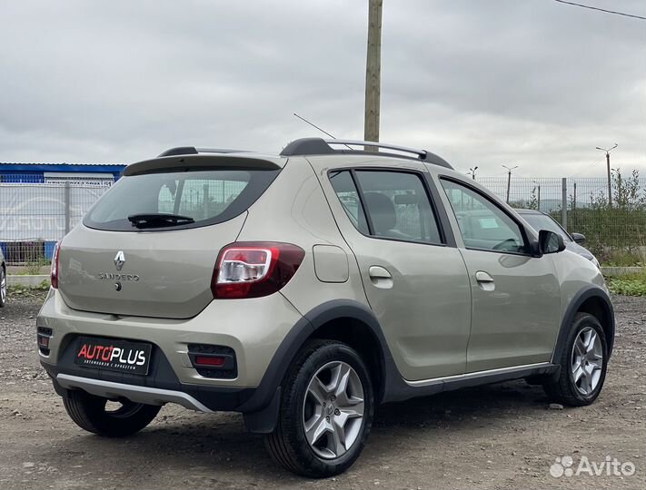 Renault Sandero Stepway 1.6 AT, 2021, 80 000 км