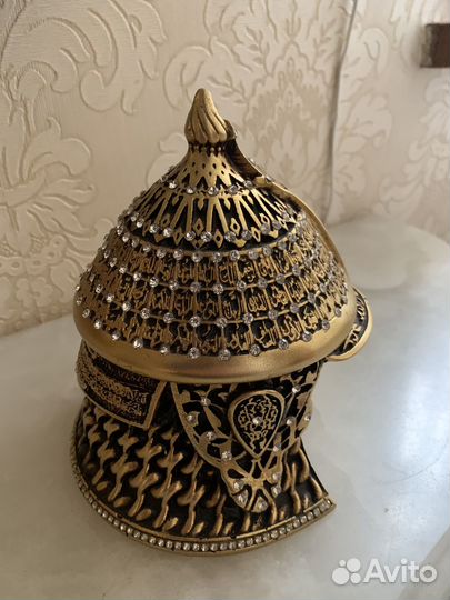 Статуэтка шапка