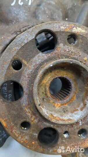 Ступица (кулак, цапфа) левая задняя Mercedes CLK W209