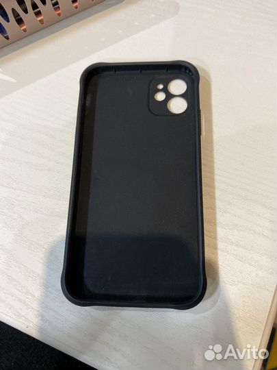 Чехол на iPhone 11