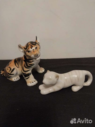 Статуэтки новые фарфоровые