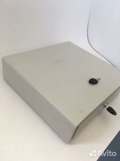 Ящик для денег б/у