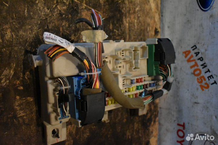 Блок предохранителей Mazda 3 BK 2003 - 2009