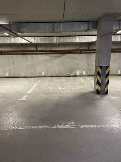 Машиноместо, 13 м²