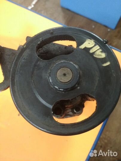 Насос гура Kia Rio 1