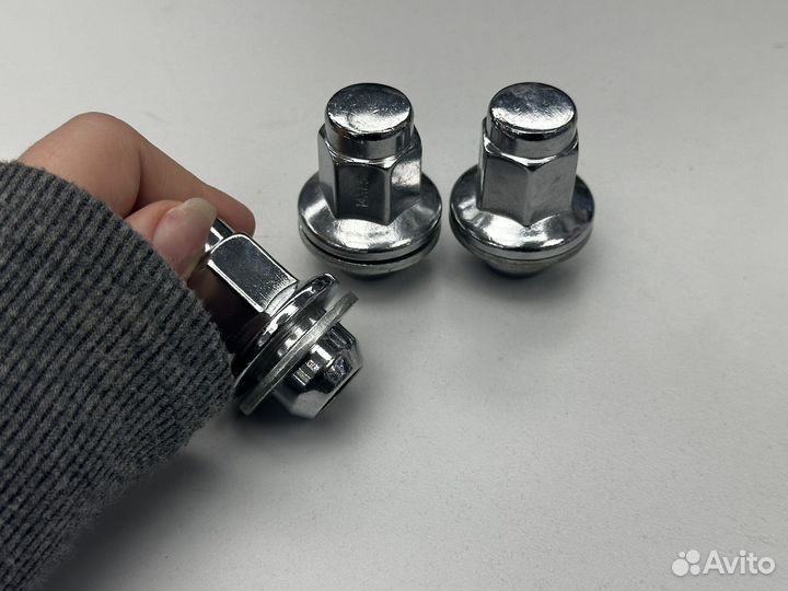 Гайки для колес Lexus LX570