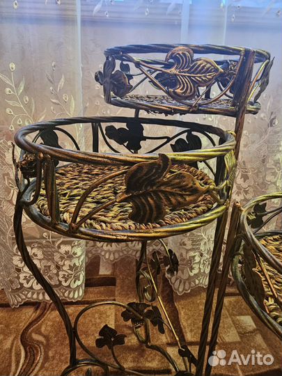 Подставка для цветов