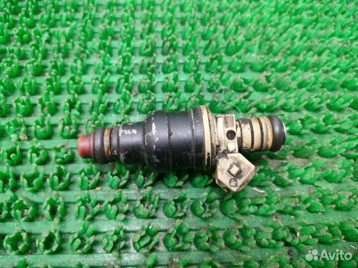 Форсунка инжекторная Газ Газель 3302 3302 2000