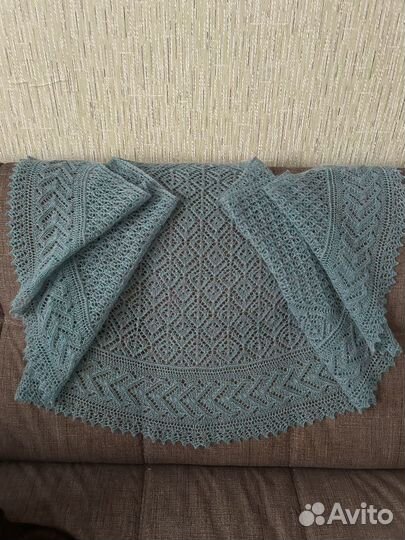 Шаль пуховая ручная работа