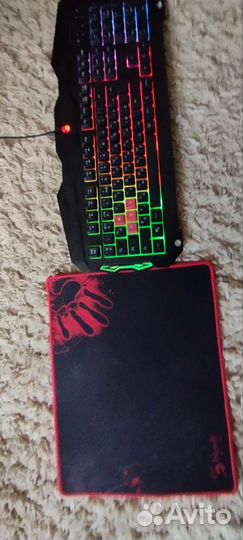 Коврик + клавиатура