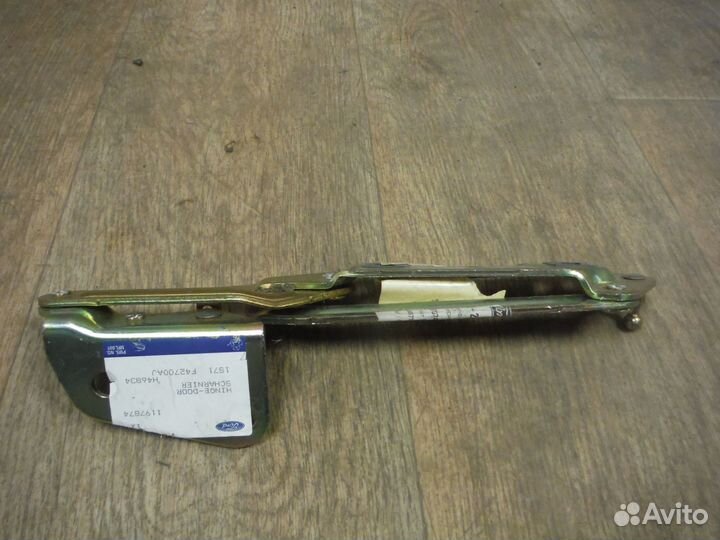 Петля крышки багажника правая ford Mondeo 3 (2005)