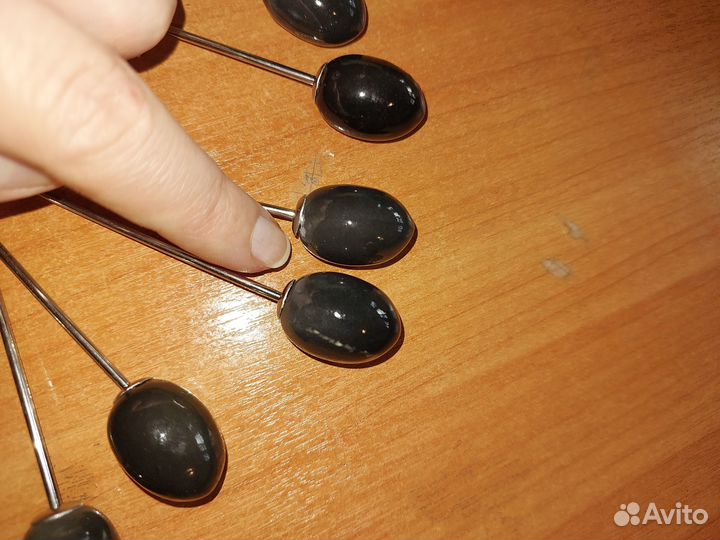 Блюдо и вилочки для оливок и маслин