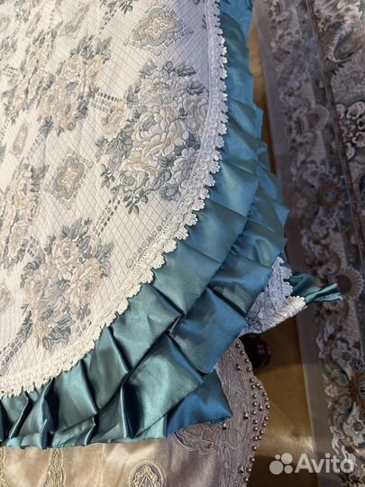 Покрывало на кровать новое