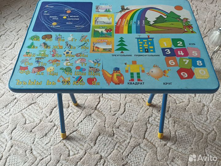 Детский столик