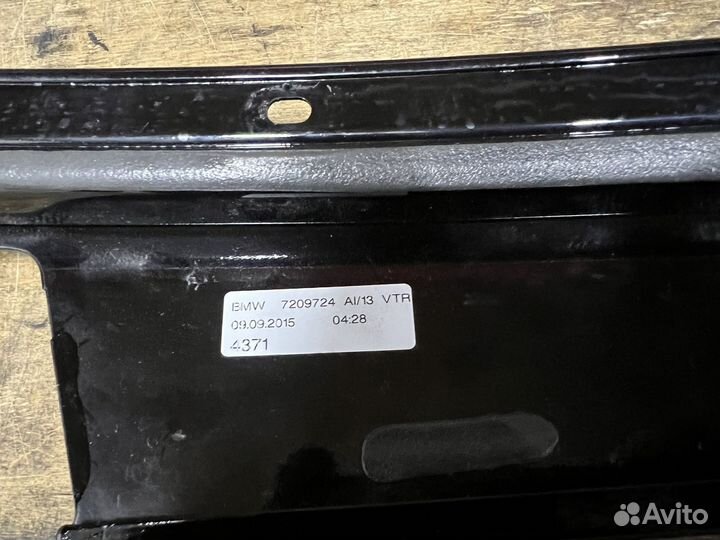 Молдинг передней правой двери BMW F10 F11