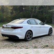 Alfa Romeo Giulia 2.0 AT, 2022, 12 000 км, с пробегом, цена 3 150 000 руб.