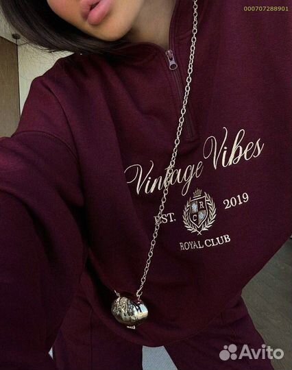 Спортивный костюм женский