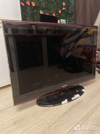 Телевизор samsung